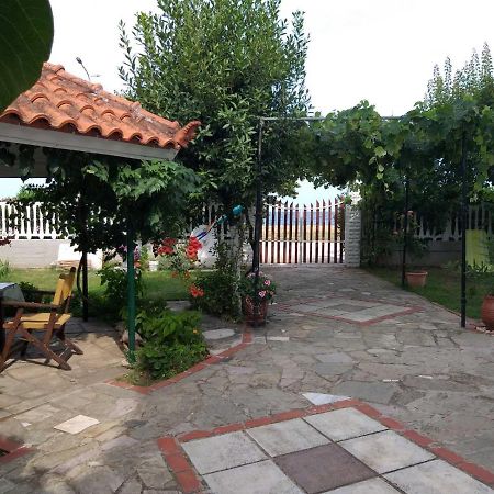Villa Iris Vrasná Exterior foto