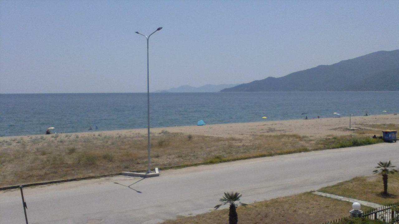 Villa Iris Vrasná Exterior foto